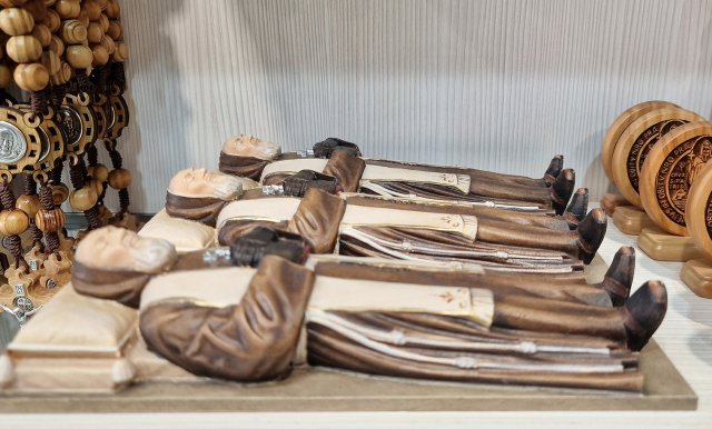 Padre Pio nella teca